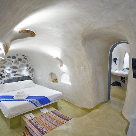 Αura Cave Villa Fira  Exterior photo