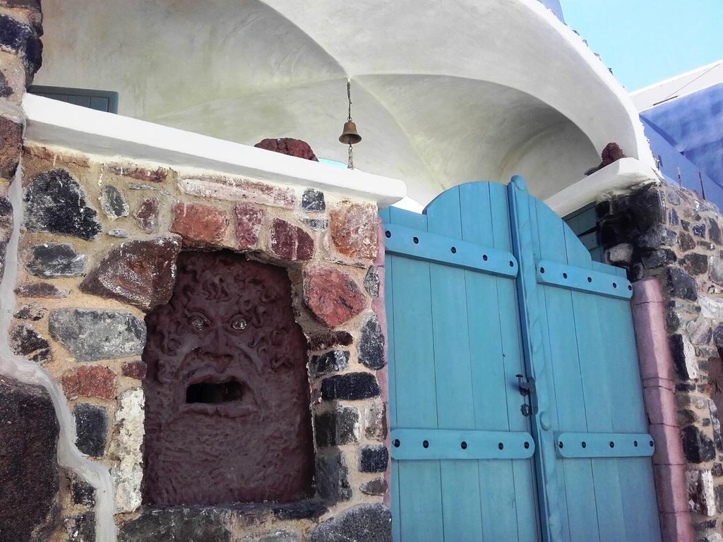 Αura Cave Villa Fira  Exterior photo
