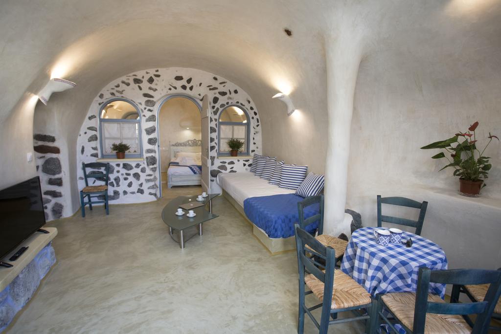 Αura Cave Villa Fira  Exterior photo