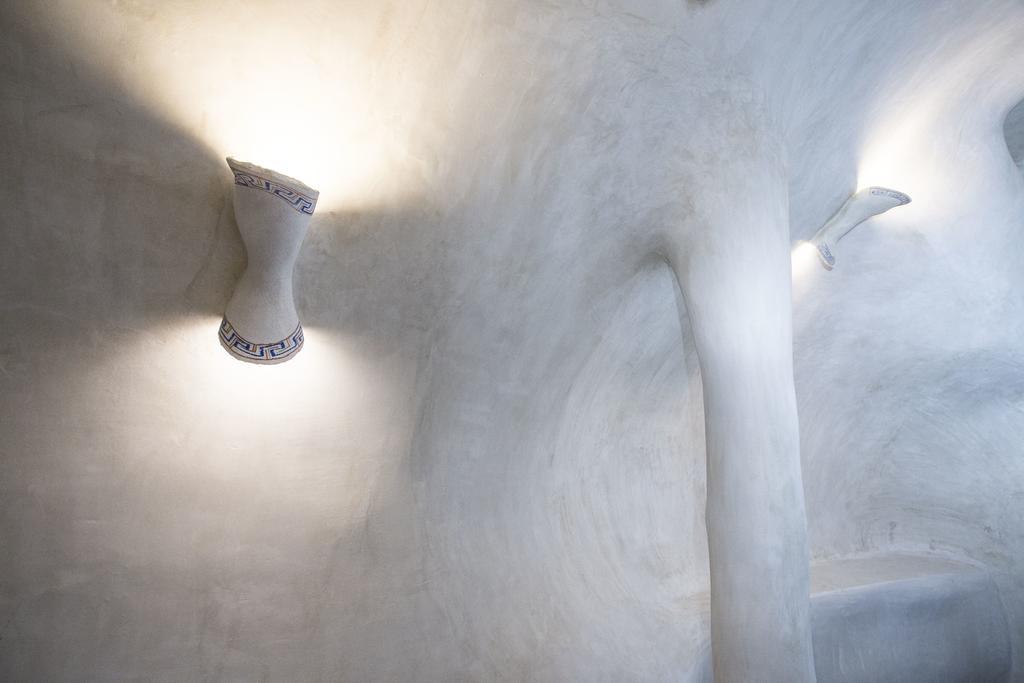 Αura Cave Villa Fira  Exterior photo