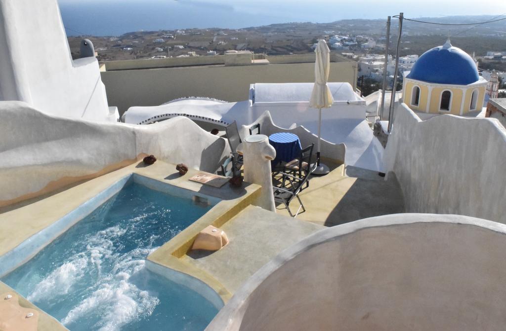 Αura Cave Villa Fira  Exterior photo