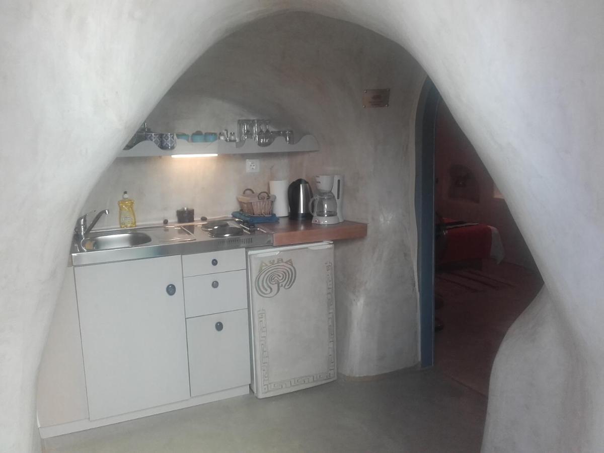 Αura Cave Villa Fira  Exterior photo